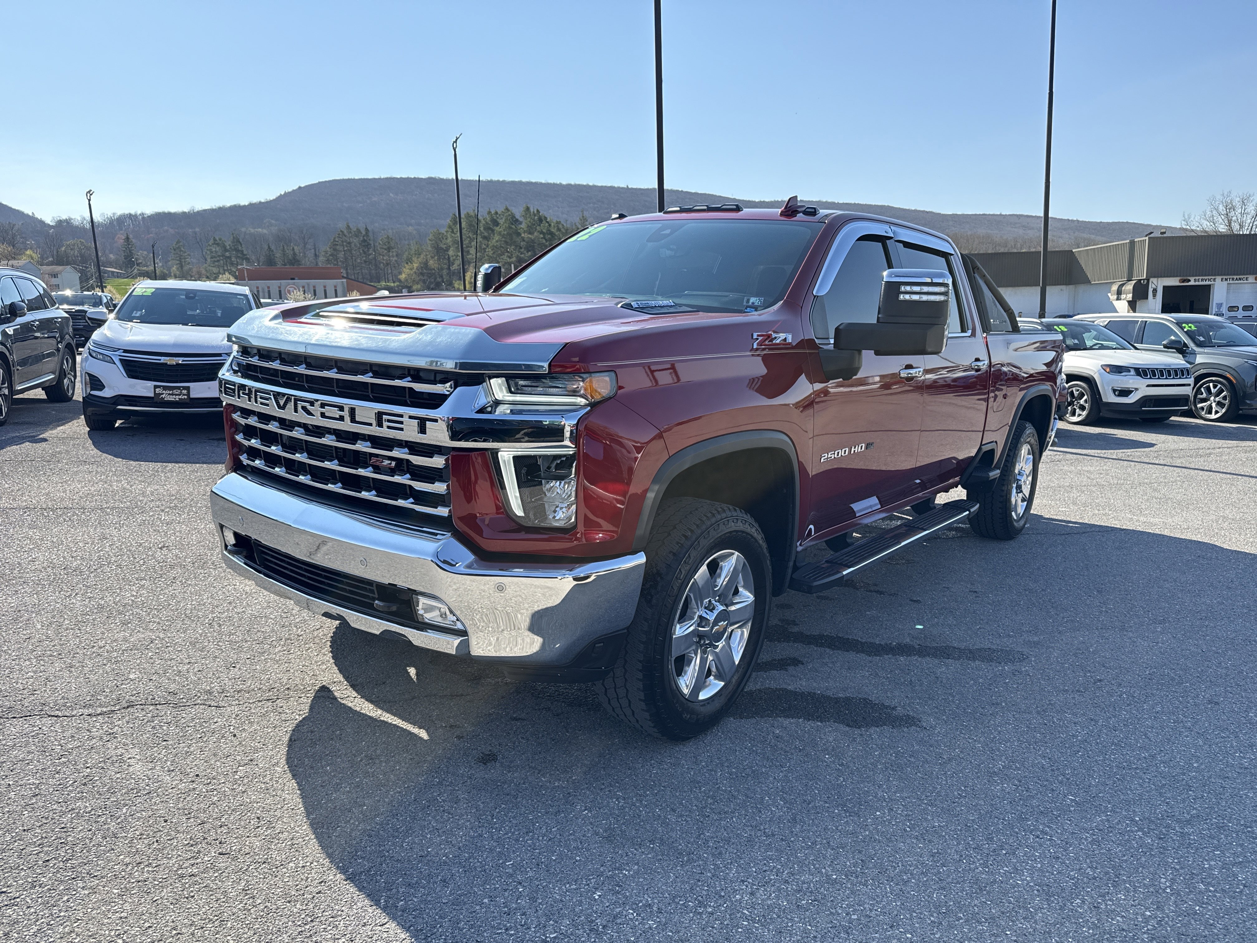 Used 2022 Chevrolet Silverado 2500 LTZ w/ LTZ Premium Package image 8