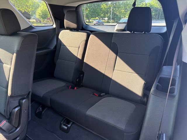 Used 2021 Chevrolet Traverse LS FWD image 24