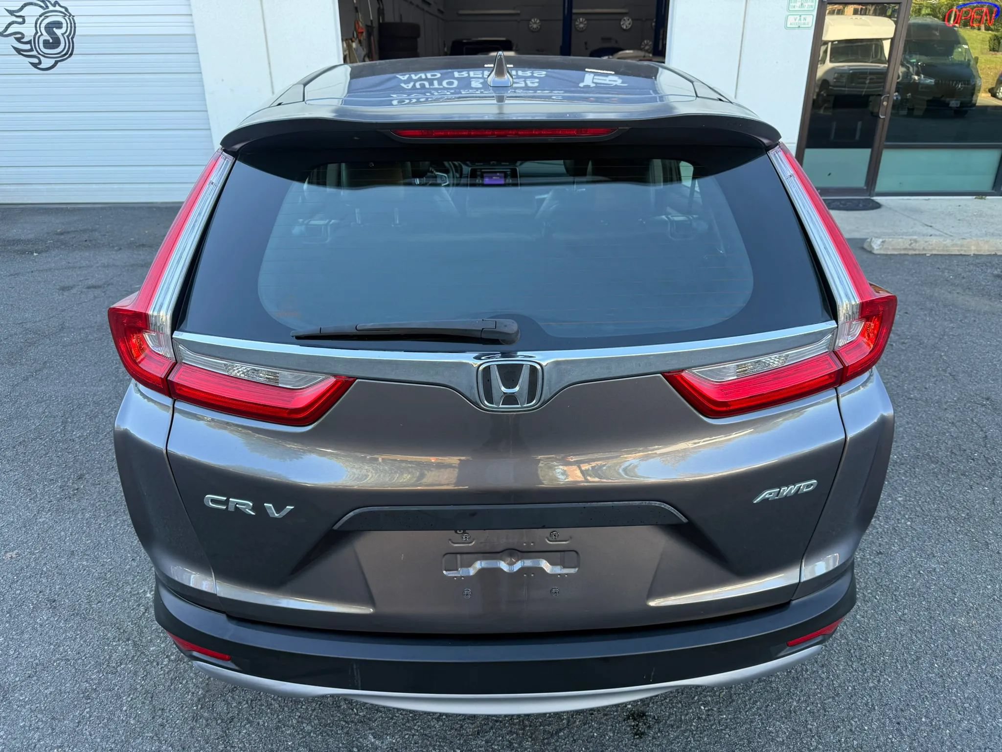 Used 2018 Honda CR-V LX image 14