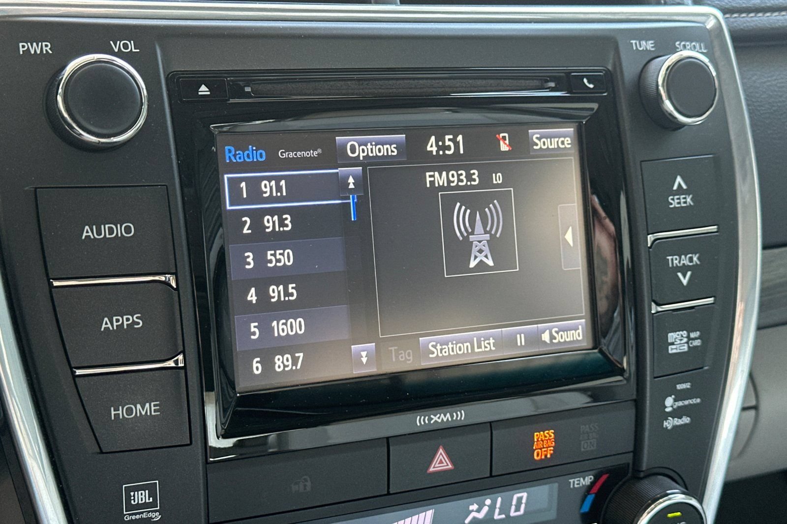 Used 2016 Toyota Camry XLE w/ Moonroof Package FWD image 19