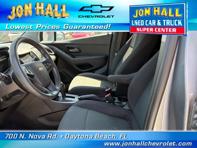 Used 2020 Chevrolet Trax LS w/ Tint and Cruise Package FWD image 15