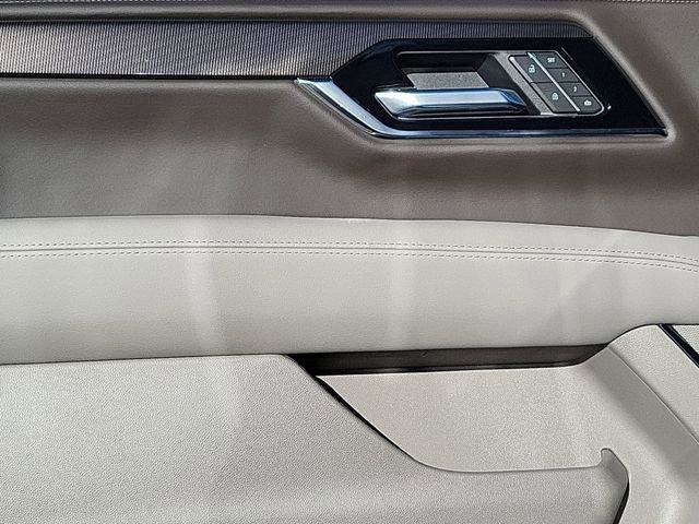 New 2025 GMC Yukon Elevation AWD/4WD image 8