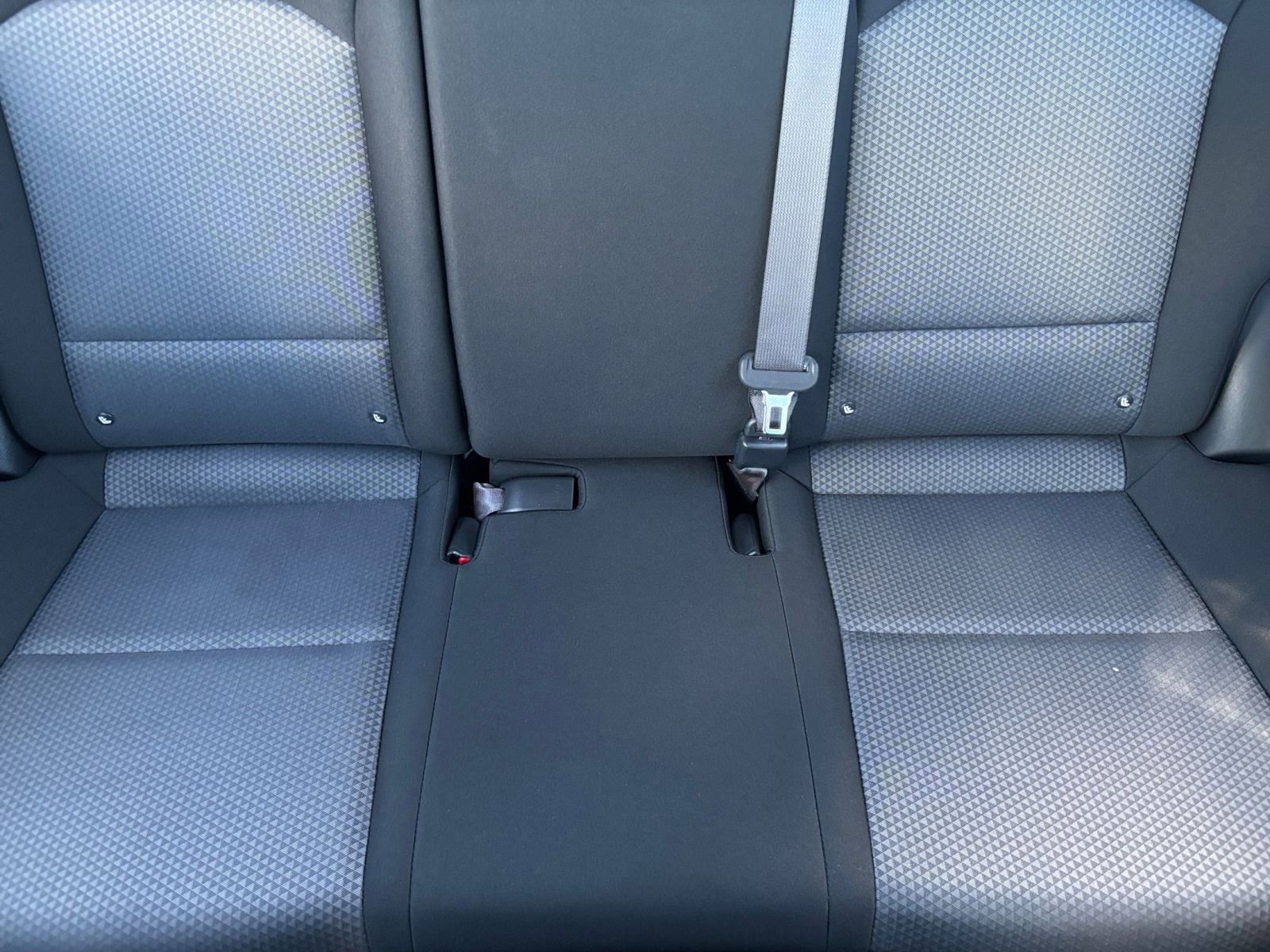 Used 2025 Kia Soul LX w/ LX Technology Package FWD image 36