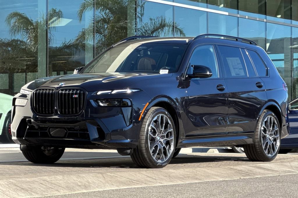 New 2026 BMW X7 M60i w/ Executive Package image 7