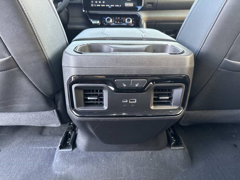 Used 2025 GMC Sierra 1500 AT4 w/ AT4 Premium Package AWD/4WD image 24