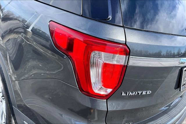 Used 2019 Ford Explorer Limited w/ Class III Trailer Tow Package image 23