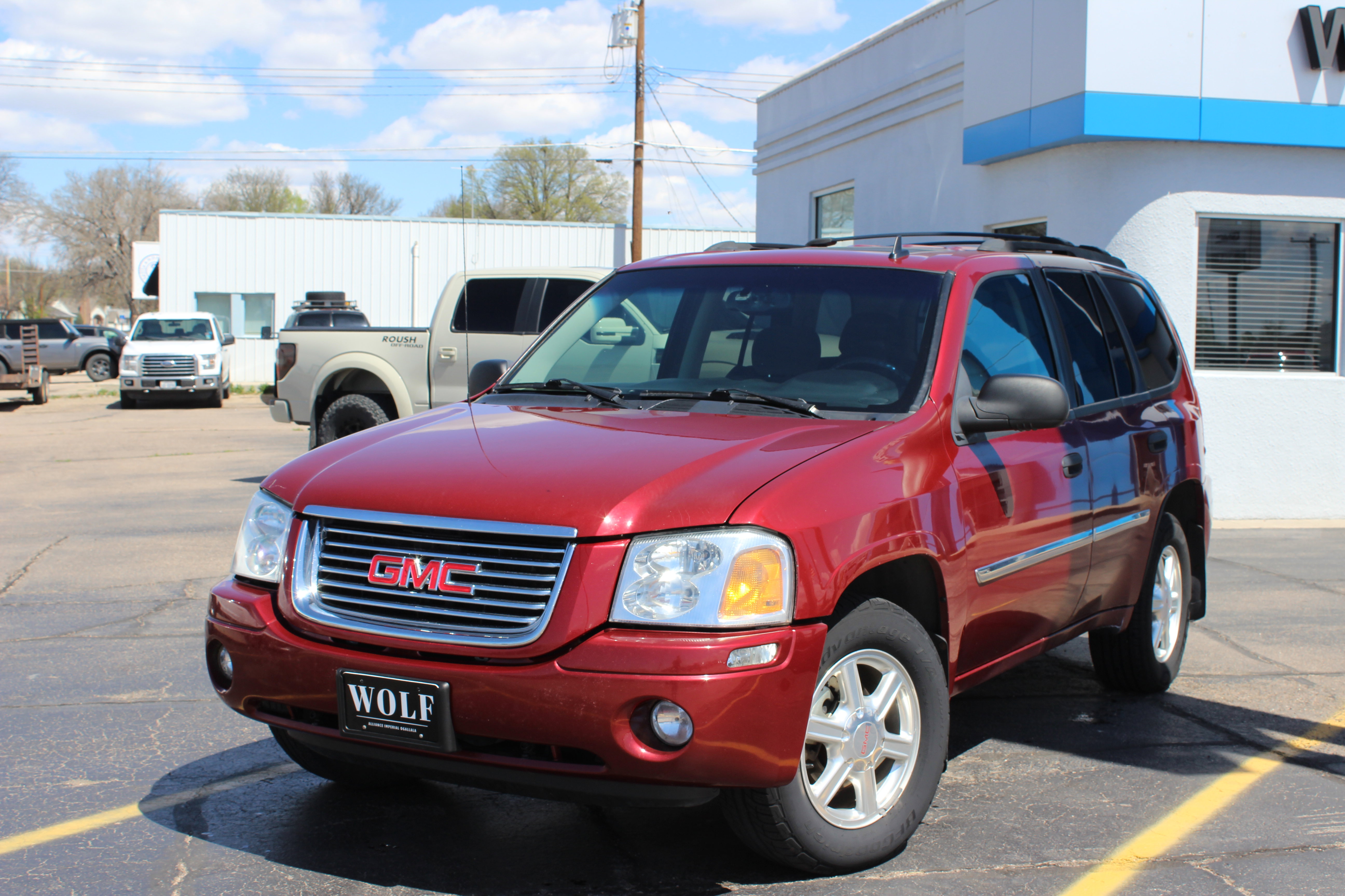 Used 2009 GMC Envoy SLE w/ Sun And Sound Package AWD/4WD image 1