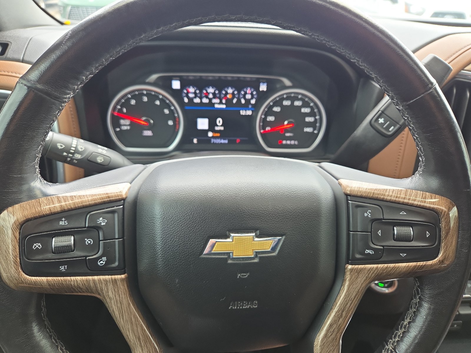 Certified 2021 Chevrolet Silverado 1500 High Country w/ Technology Package AWD/4WD image 4