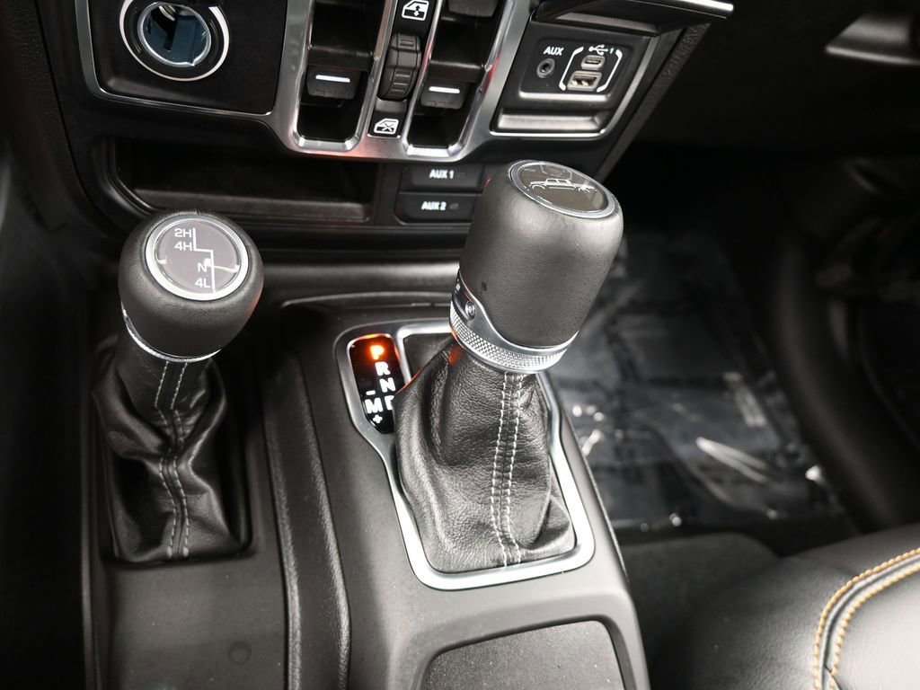 Used 2024 Jeep Gladiator Sport w/ Premium Package image 24