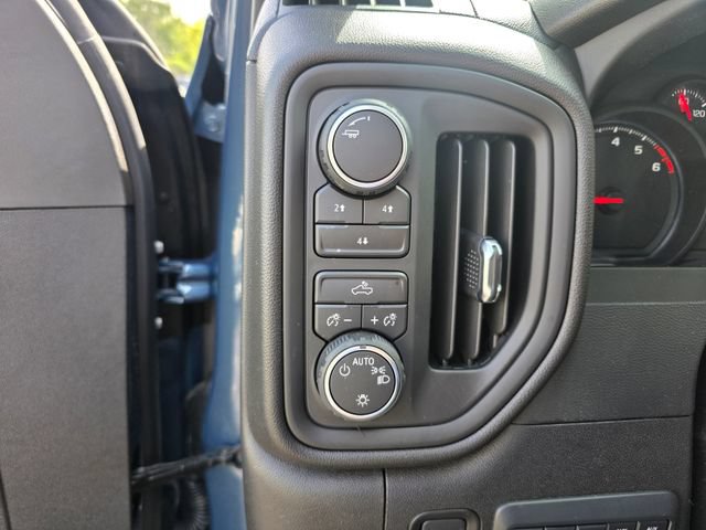 Used 2026 Chevrolet Silverado 2500 Custom w/ Snow Plow Prep/Camper Package AWD/4WD image 23