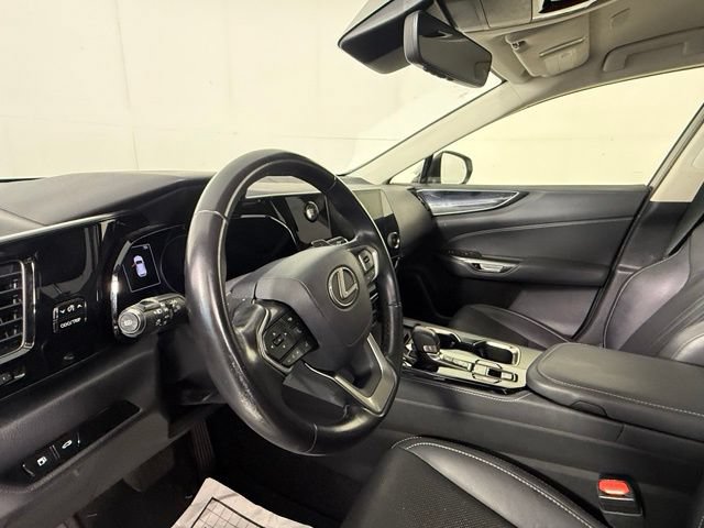 Used 2023 Lexus NX 250 FWD w/ Towing Package (2000 Lbs) image 6
