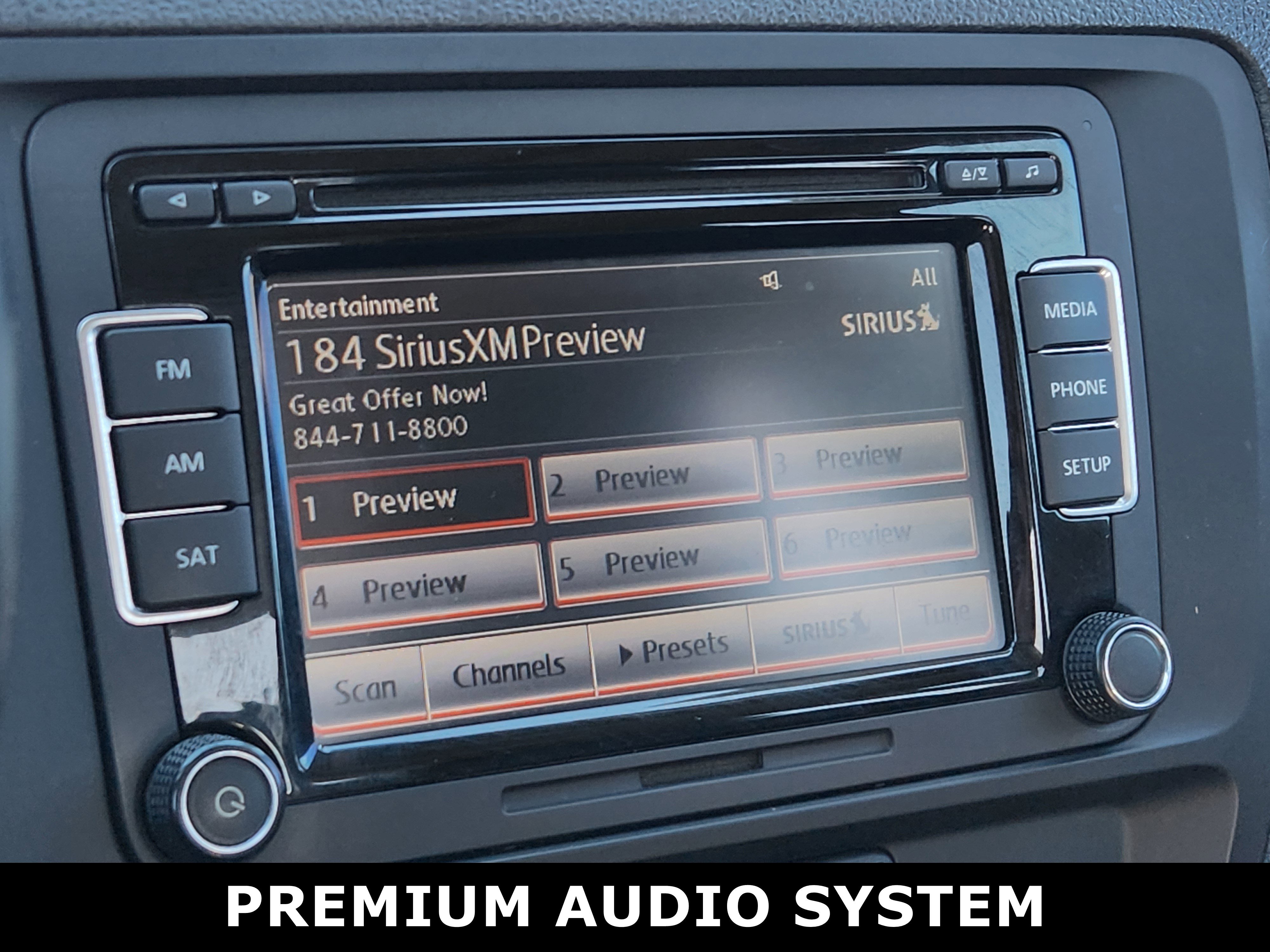 Used 2015 Volkswagen Jetta SE image 4