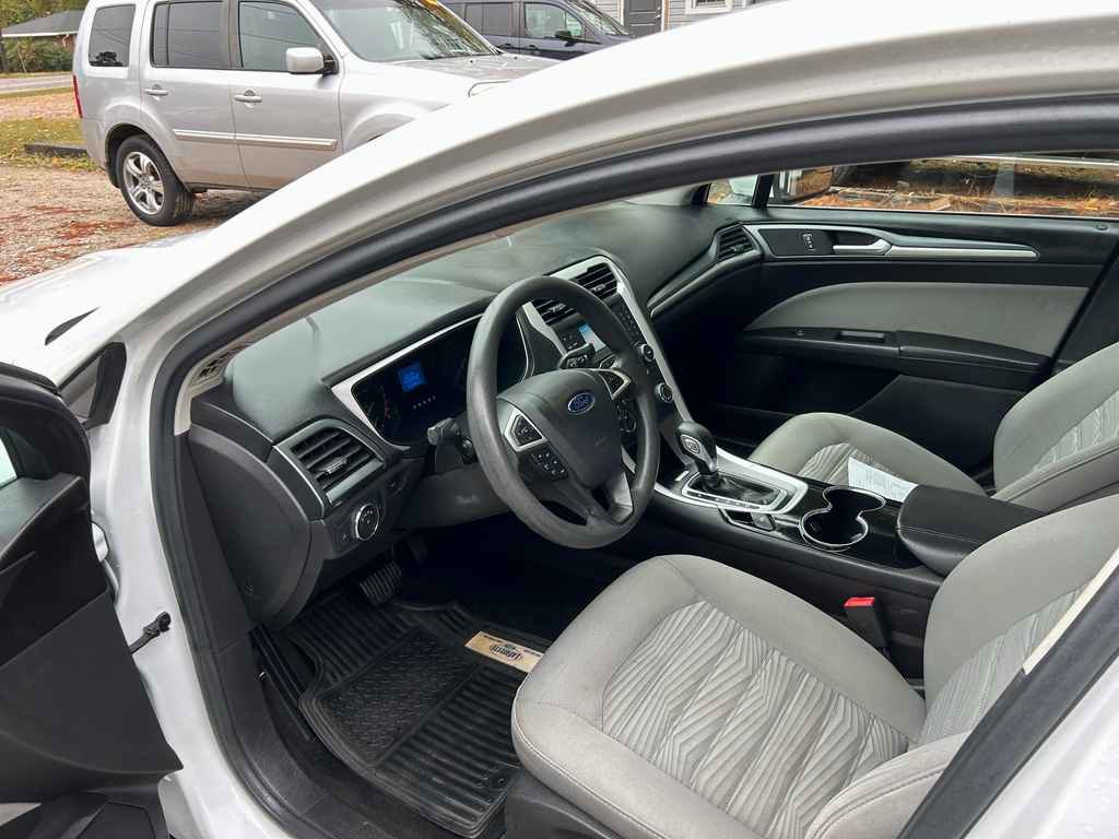 Used 2016 Ford Fusion S image 8