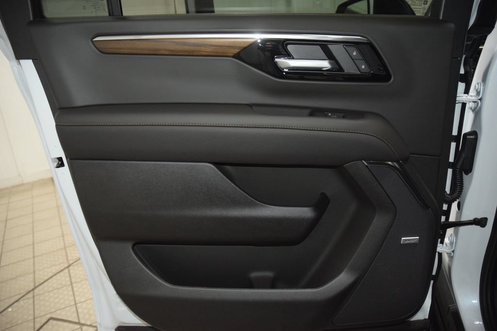 New 2026 Chevrolet Suburban High Country AWD/4WD image 47