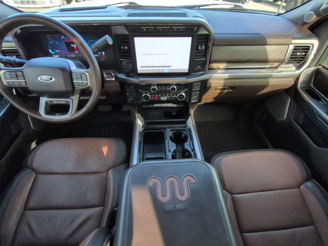 Used 2024 Ford F350 King Ranch w/ FX4 Off-Road Package image 15