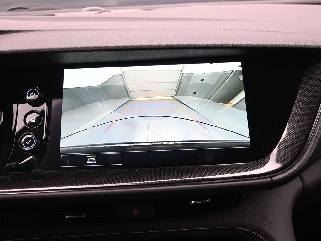 Used 2023 Buick Envision Preferred image 11