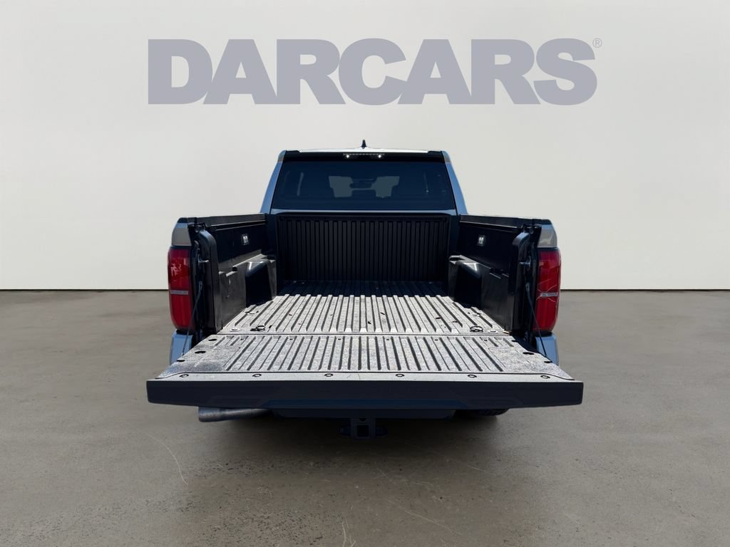 Used 2026 Toyota Tacoma SR5 AWD/4WD image 14