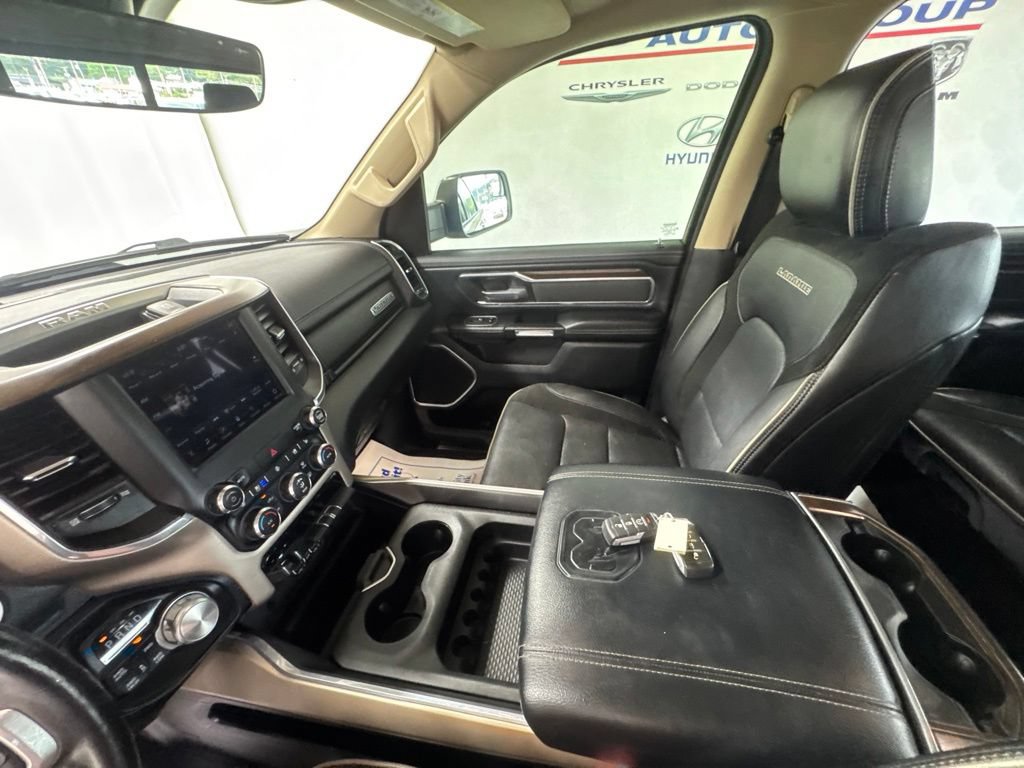 Used 2021 RAM 1500 Laramie AWD/4WD image 17