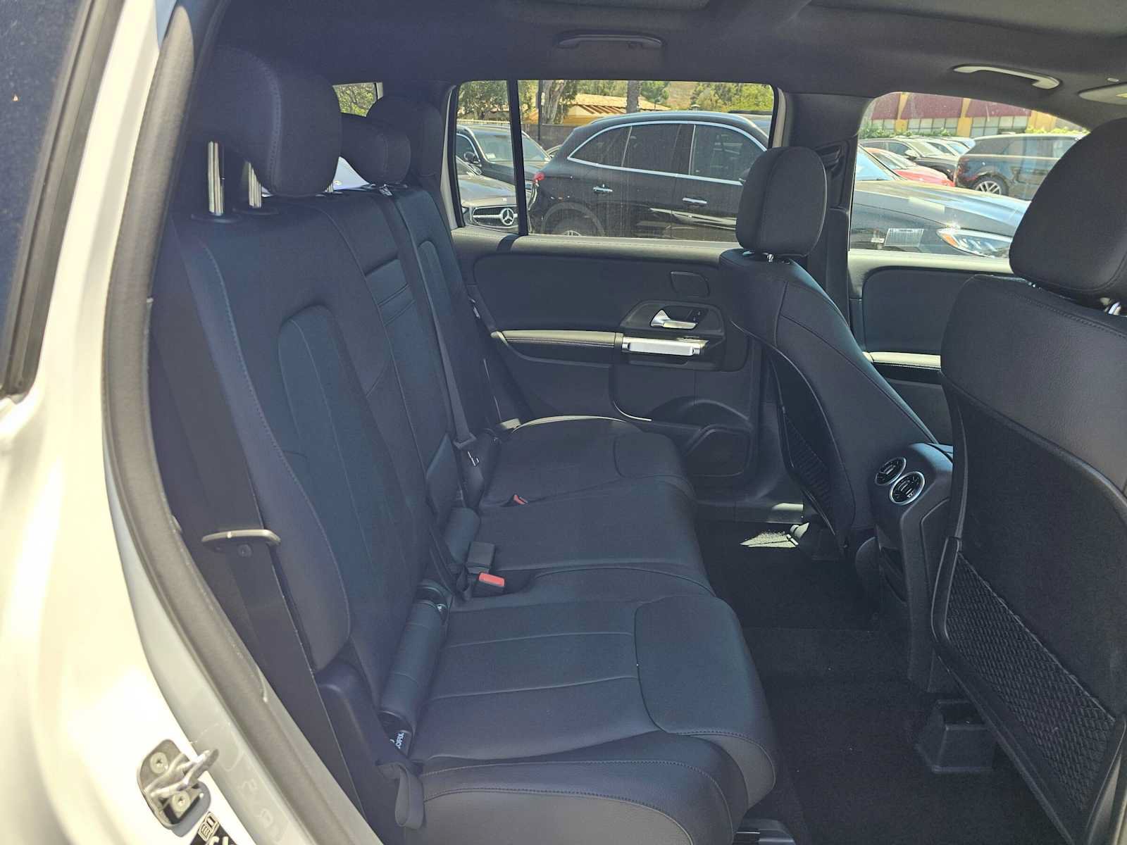 New 2026 Mercedes-Benz GLB 250 image 12