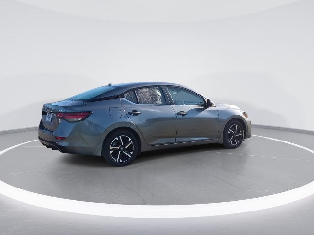 Used 2024 Nissan Sentra SV FWD image 8