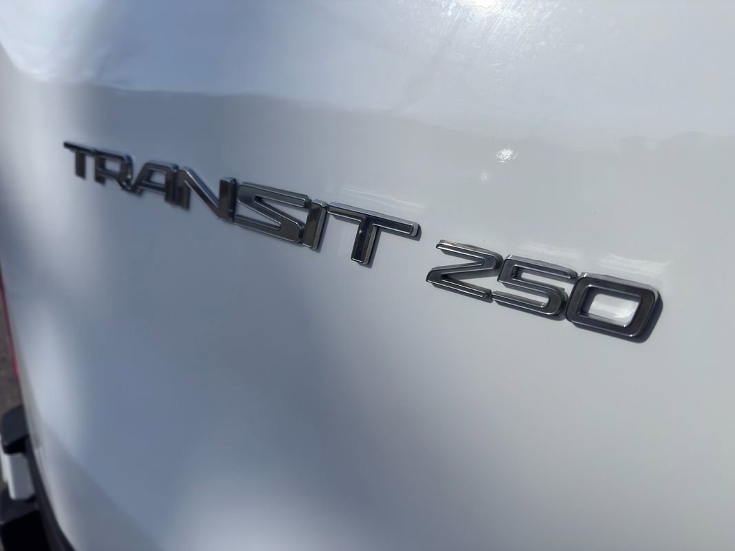 Used 2025 Ford Transit 250 Medium Roof RWD image 36