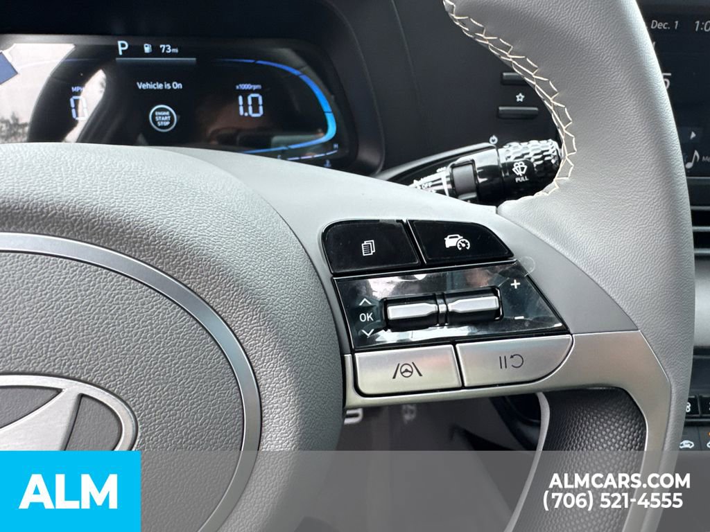 Used 2026 Hyundai Elantra SEL Sport image 17