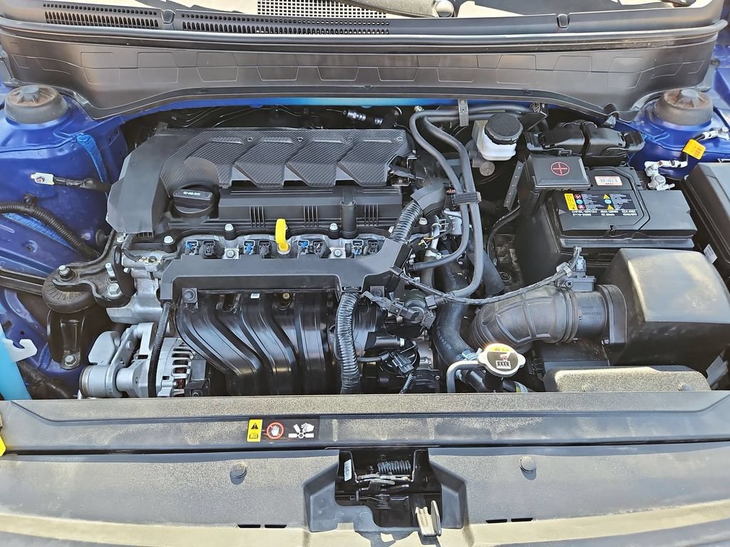 Used 2025 Hyundai Venue SEL FWD image 35