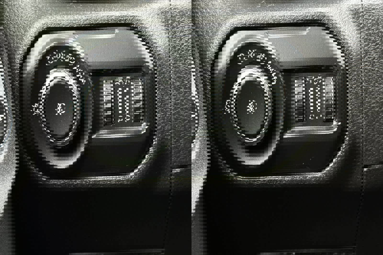 Used 2018 Jeep Wrangler Unlimited Rubicon image 31