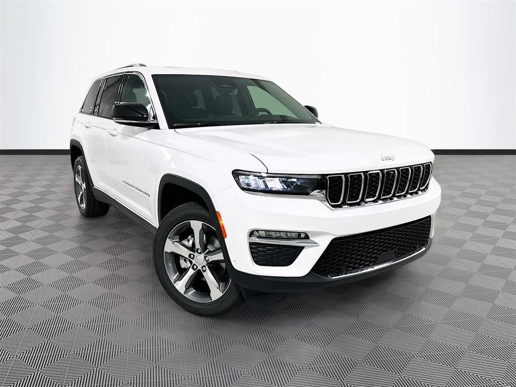 New 2025 Jeep Grand Cherokee Limited w/ Luxury Tech Group II AWD/4WD video 1