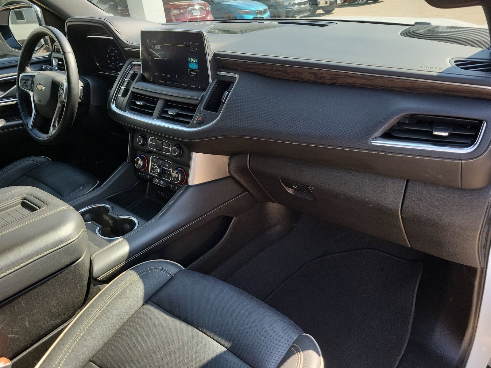 Used 2024 Chevrolet Tahoe Premier RWD image 28