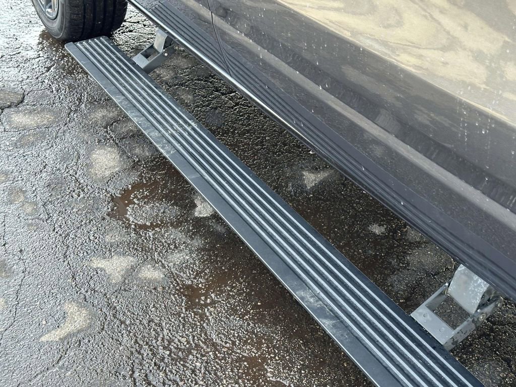 Used 2023 RAM 1500 Laramie image 14