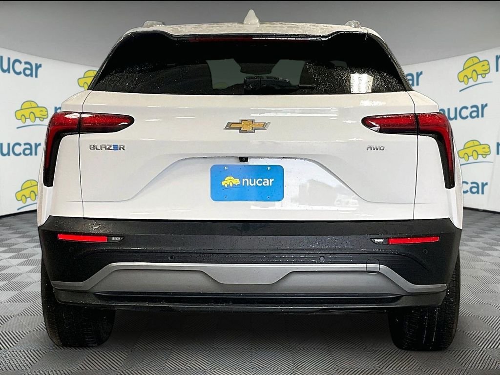 Used 2024 Chevrolet Blazer EV LT AWD/4WD image 5