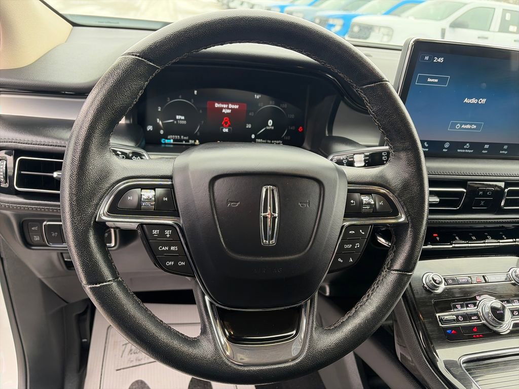 Used 2022 Lincoln Nautilus Standard w/ Premium Package image 23