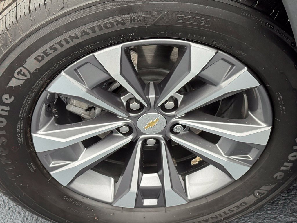 Used 2026 Chevrolet Equinox LT FWD image 12