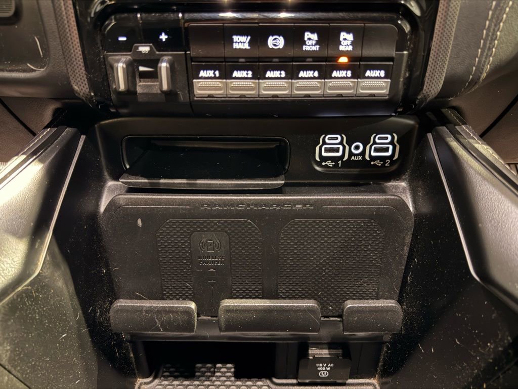 Used 2022 RAM 2500 Limited w/ Towing Technology Group image 29