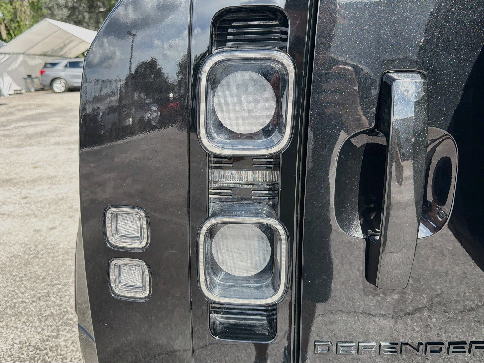 Used 2024 Land Rover Defender 90 V8 AWD/4WD image 10