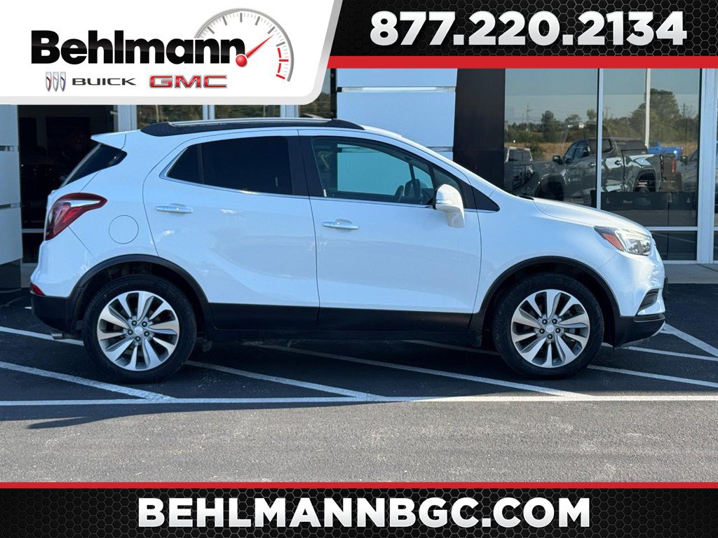 Used 2019 Buick Encore Preferred FWD image 1