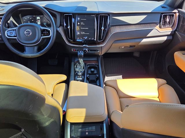 Used 2020 Volvo XC60 T5 Inscription w/ Protection Package Premier FWD image 8