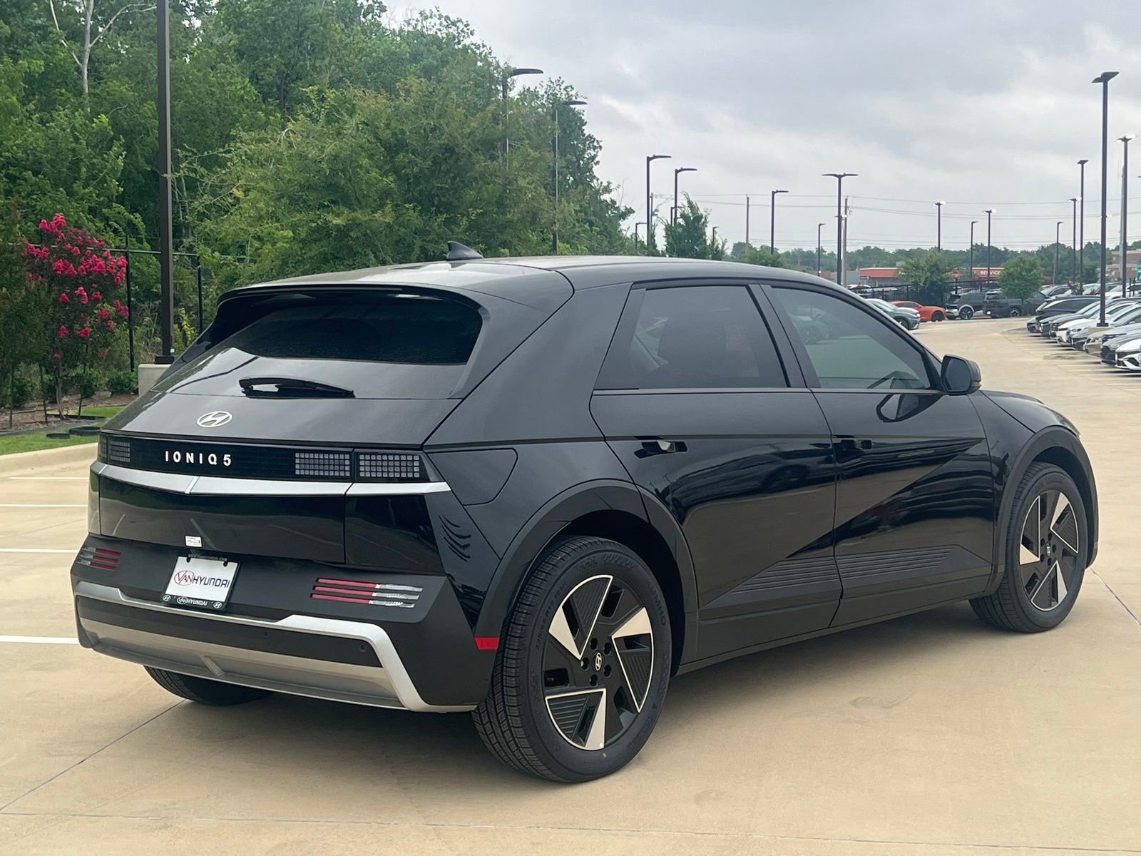 New 2026 Hyundai Ioniq 5 SEL RWD image 11