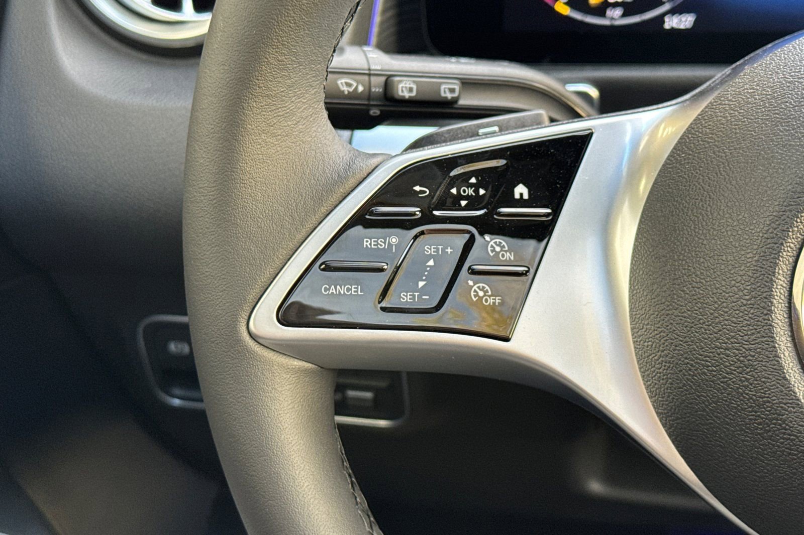 New 2026 Mercedes-Benz GLB 250 image 27