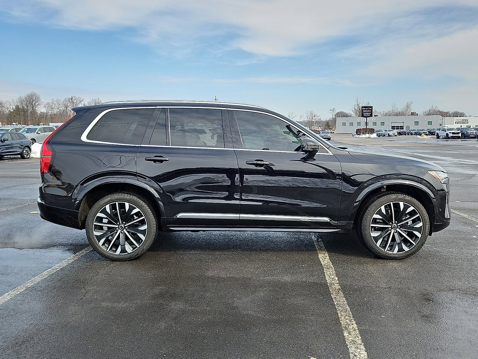 Certified 2025 Volvo XC90 T8 Ultra w/ Protection Package Premier image 7