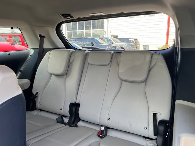 Certified 2025 Kia Carnival EX FWD image 37