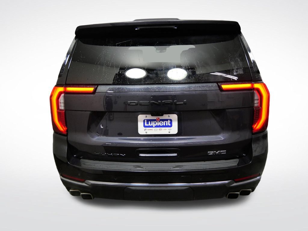 Used 2025 GMC Yukon Denali Ultimate AWD/4WD image 4