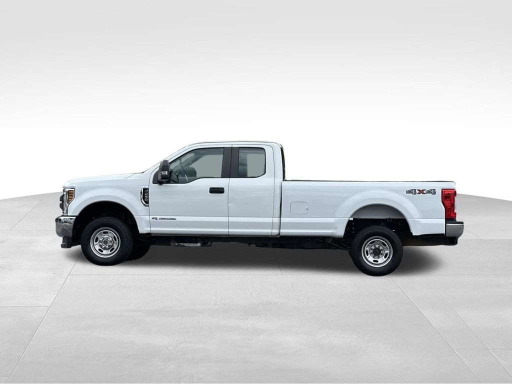 Used 2018 Ford F250 XL w/ Power Equipment Group AWD/4WD image 9