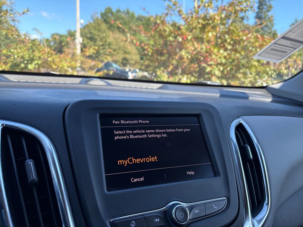 Used 2024 Chevrolet Equinox LT image 19