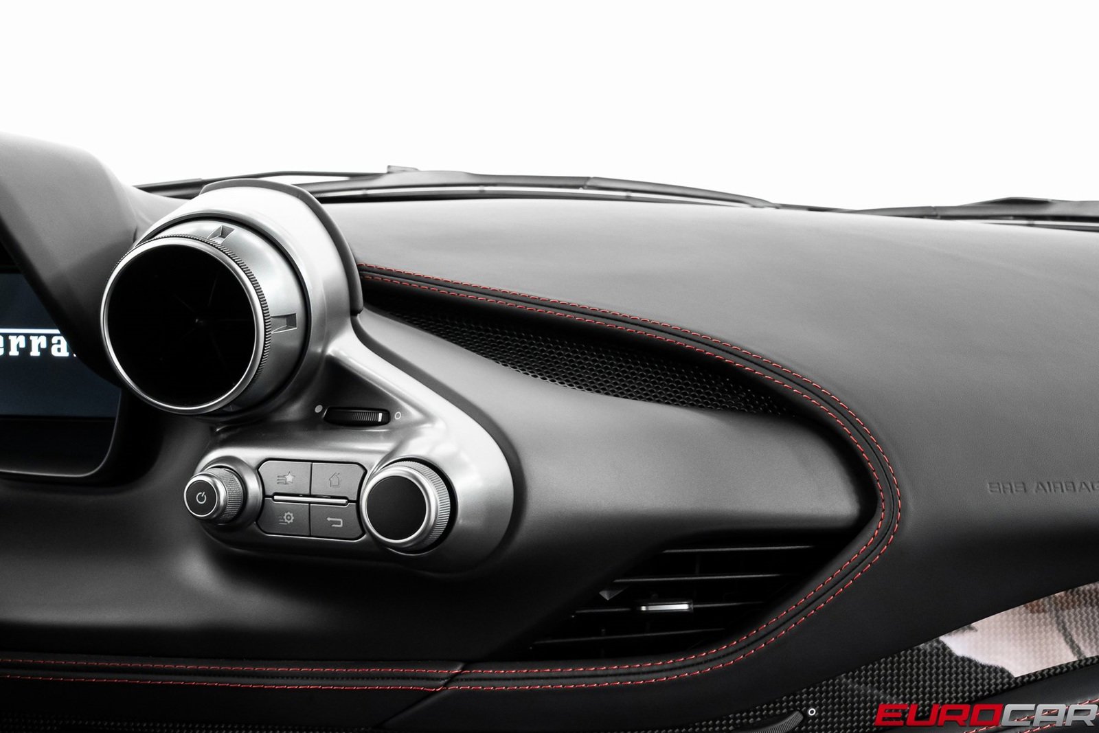 Used 2021 Ferrari F8 Tributo image 34