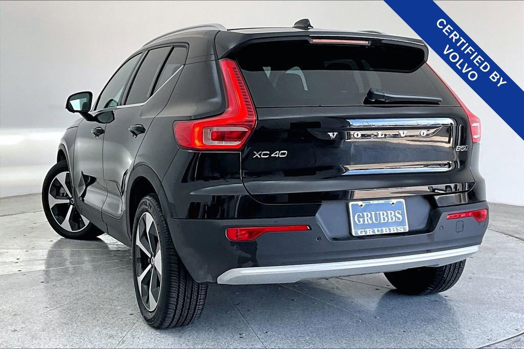 Certified 2025 Volvo XC40 B5 Plus image 17