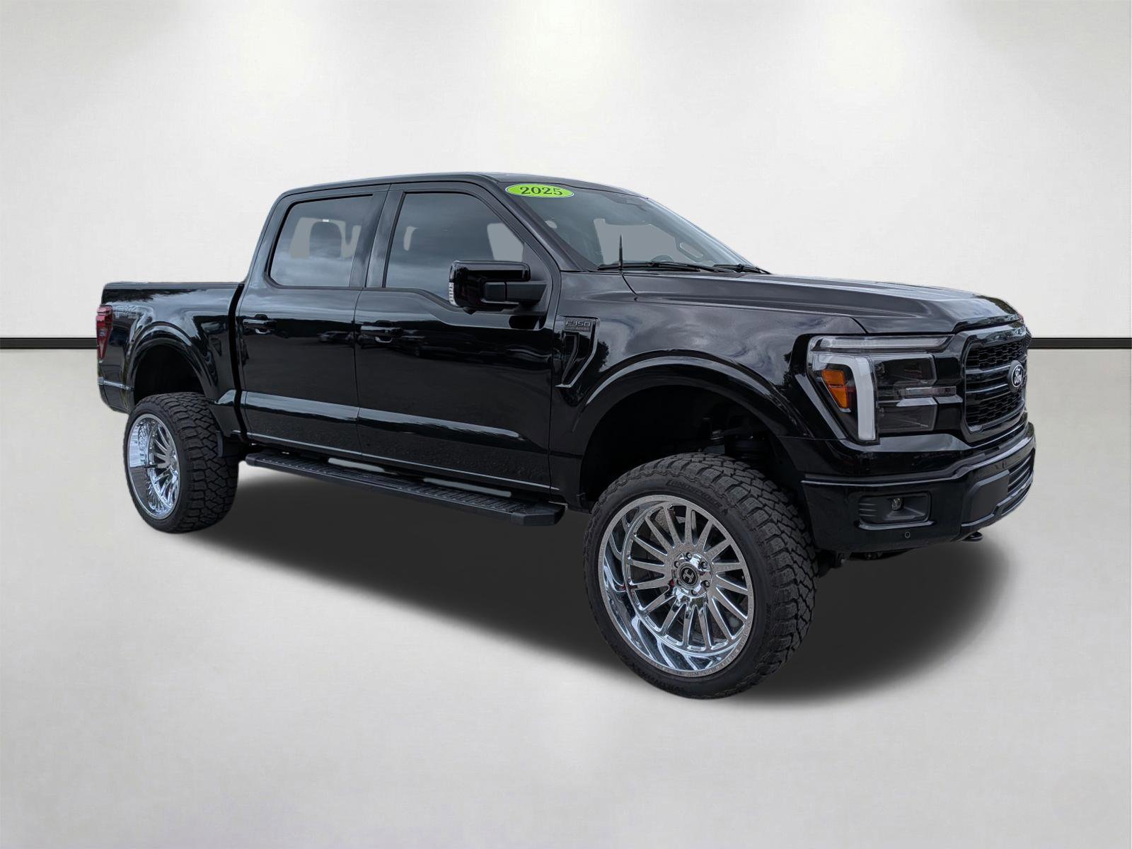 Used 2025 Ford F150 Lariat w/ Equipment Group 501A Mid image 2