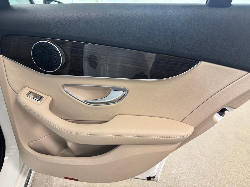 Used 2017 Mercedes-Benz C 300 4MATIC Sedan image 23