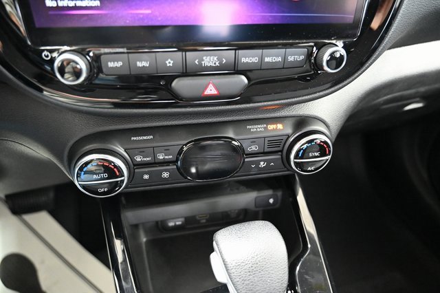 Used 2023 Kia Soul S image 18